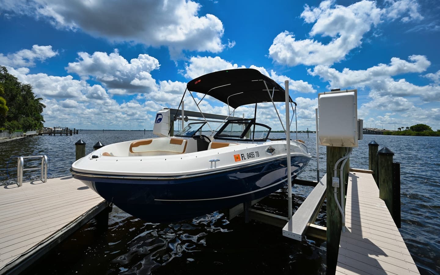 Bayliner VR6 150PS