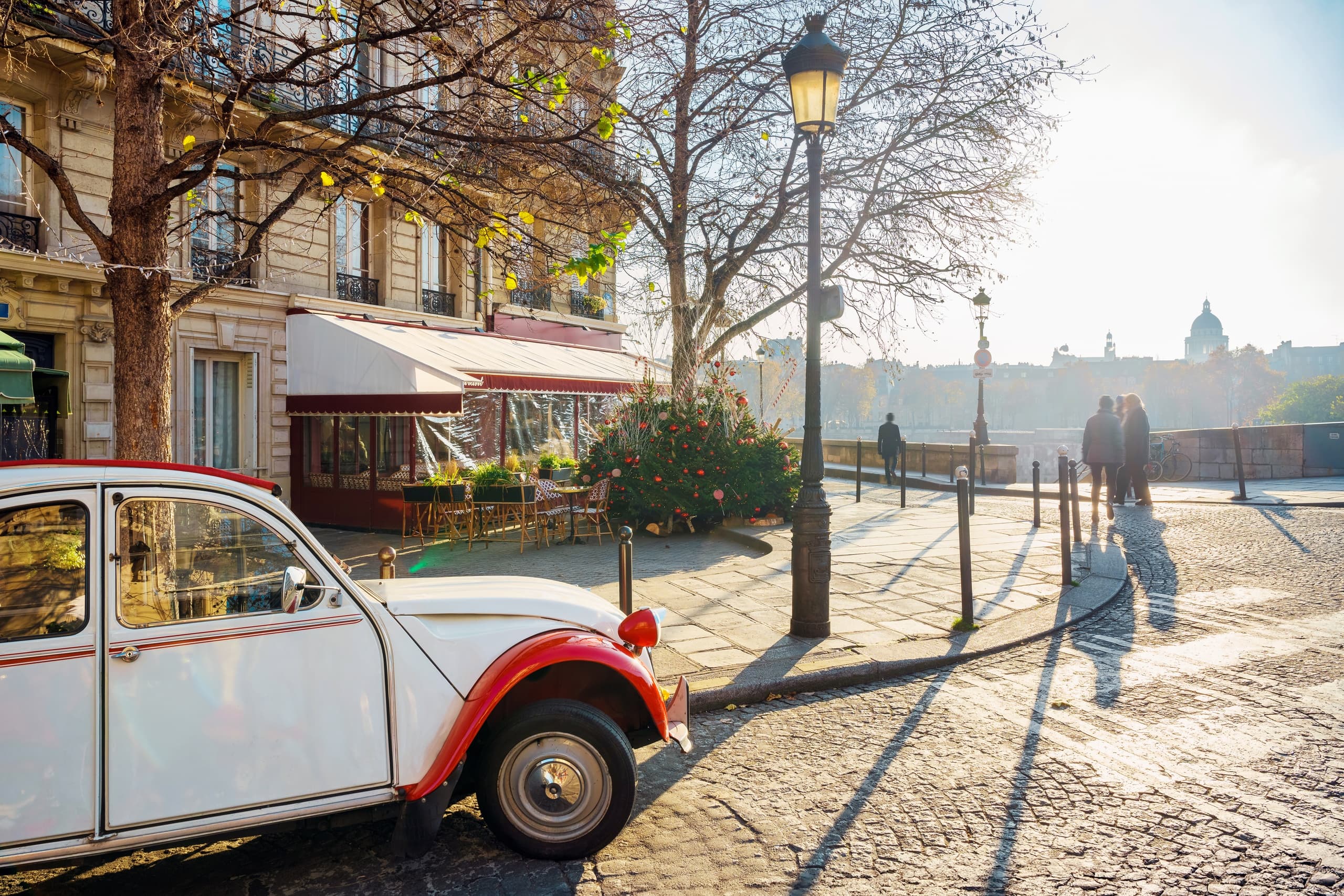 Paris: A Gourmet Walking Feast of French Iconic Flavors & Epicurean Landmarks