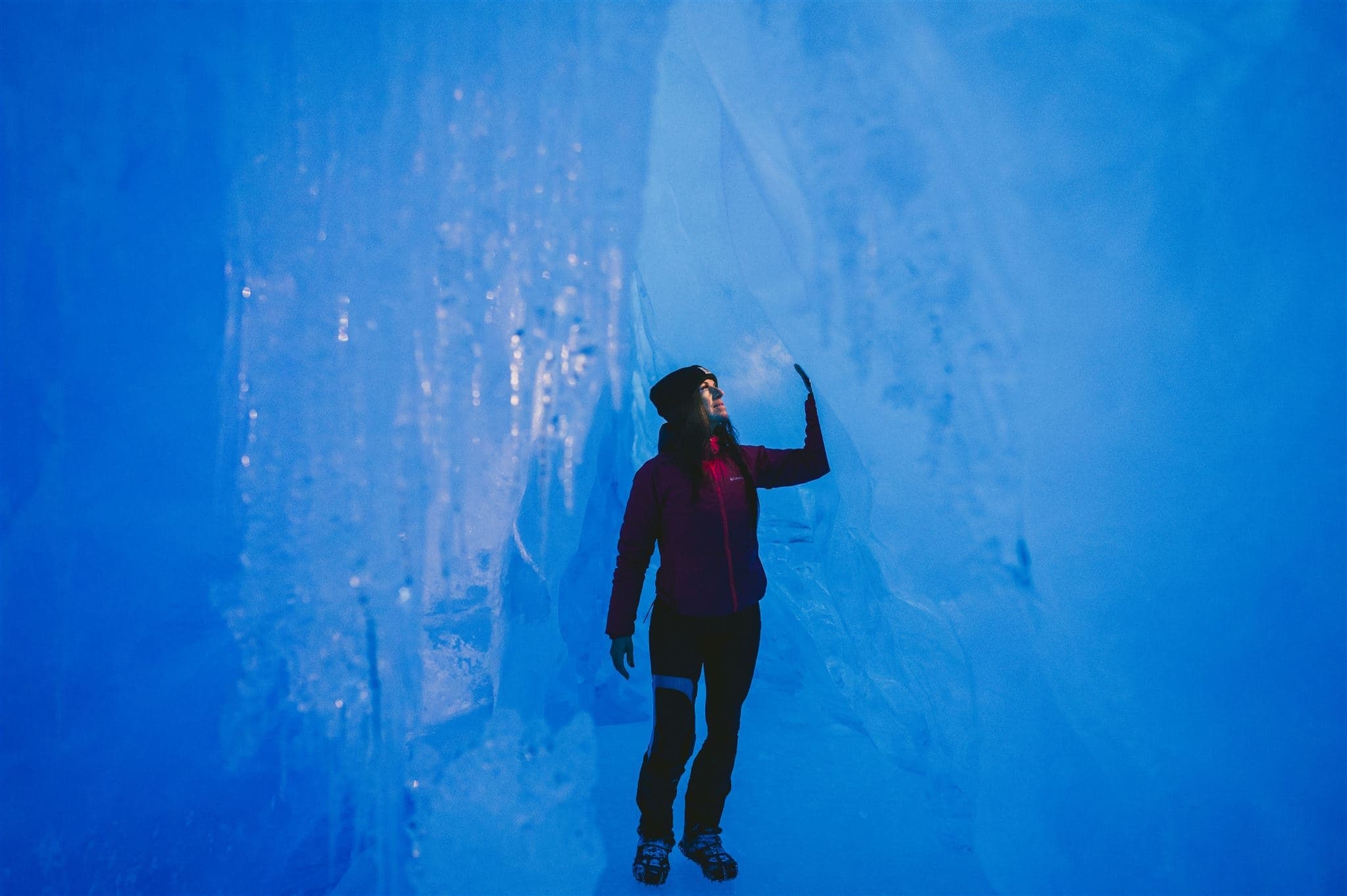 Winter Ice Cave Experience: 2 Landings (Private)