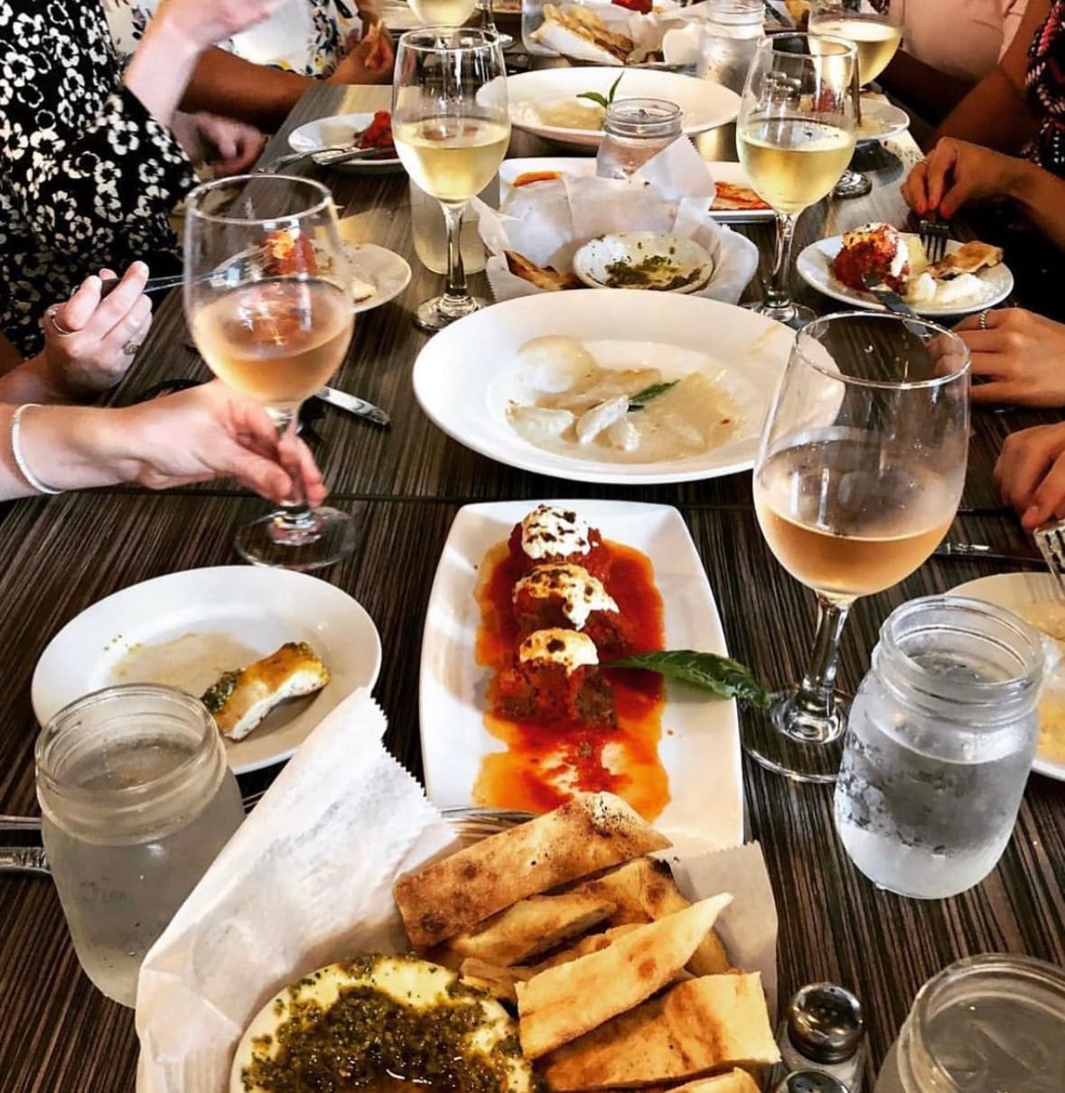 Old Town Alexandria Food Tour