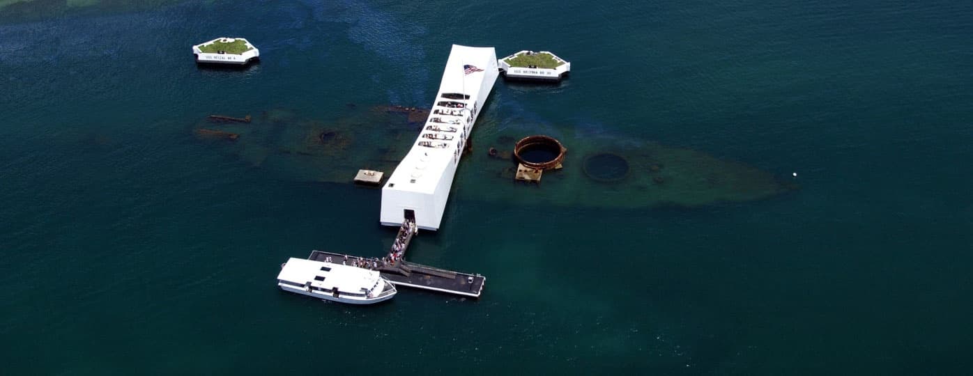 3H- Arizona Memorial Pearl Harbor and Historic Honolulu City Tour Departing from the Big Island