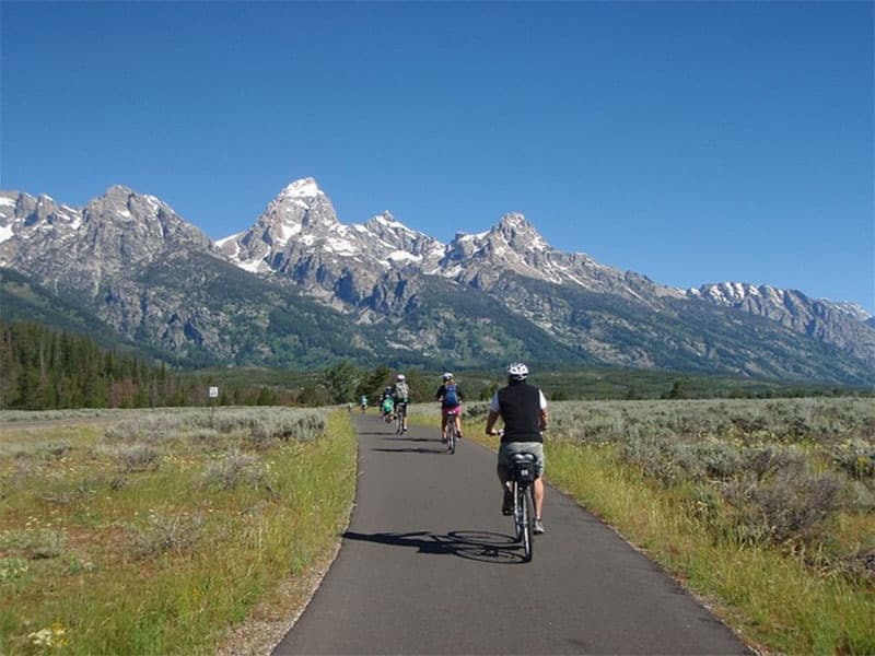 Half Day Scenic E-Bike Tour (Jackson Hole)