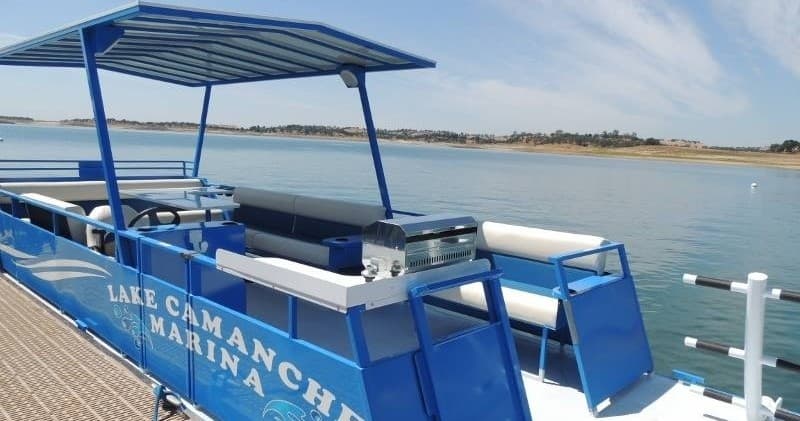 Super Deluxe Patio Boat: 10-Passengers + BBQ Grill (North Shore)
