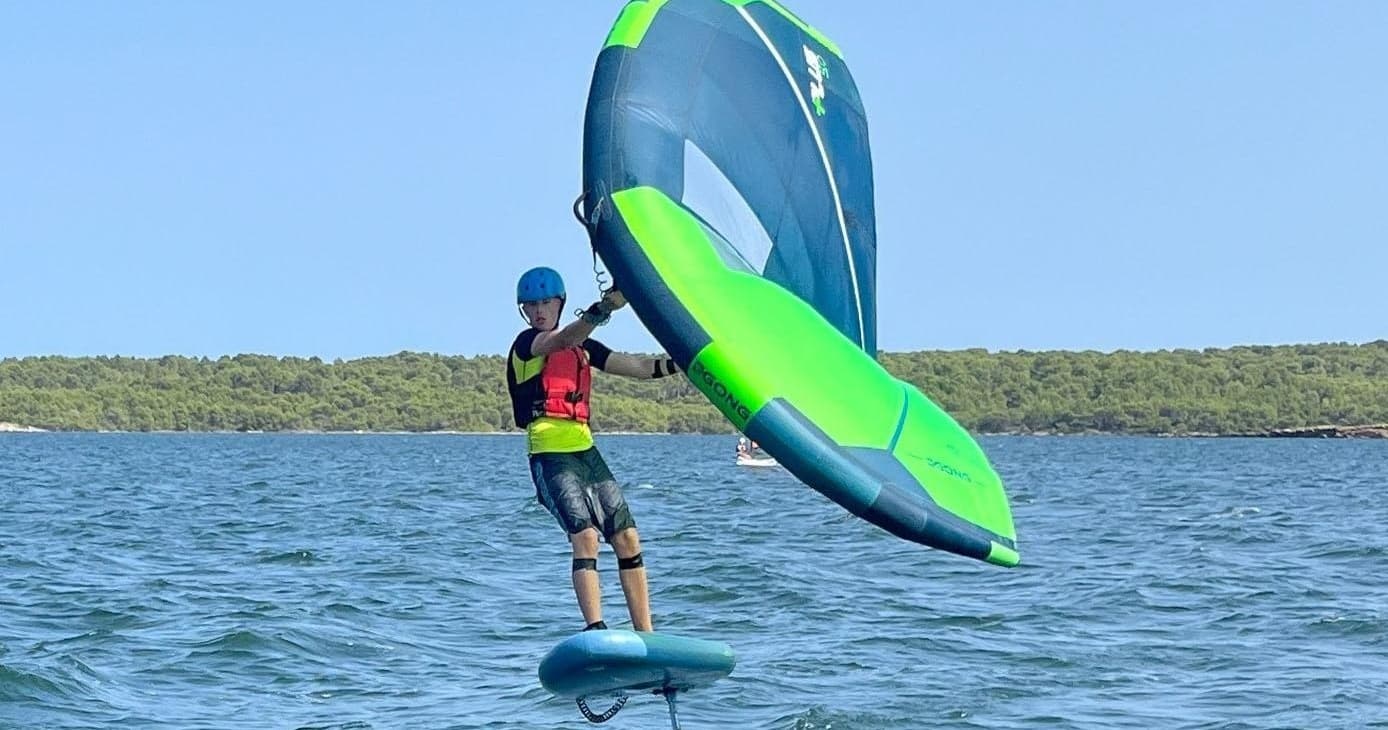 Hyra av wingfoil
