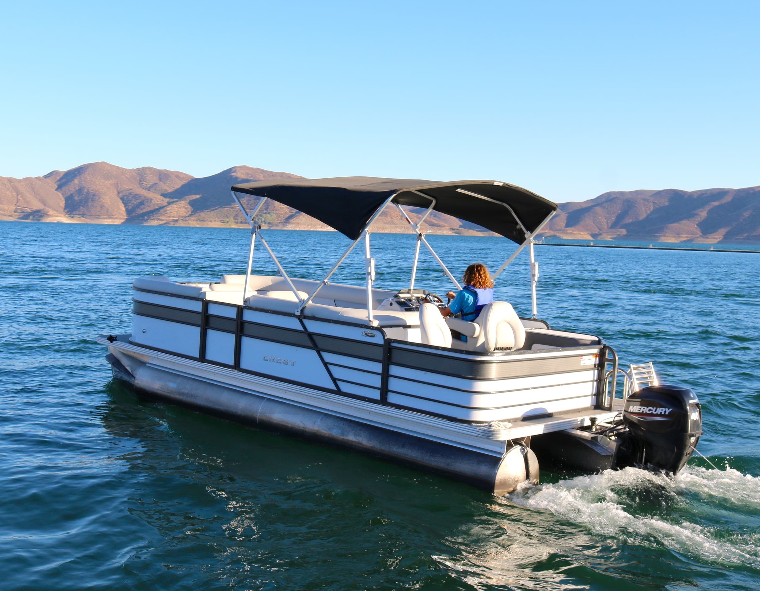 10 Person Deluxe Pontoon Boat Rental