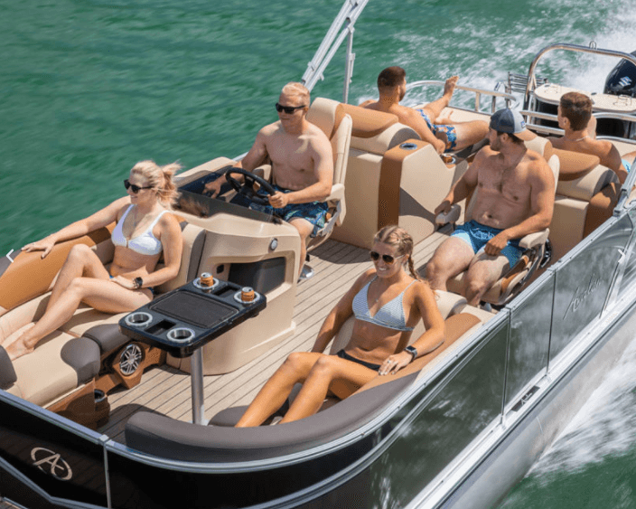 26' Rear Lounger