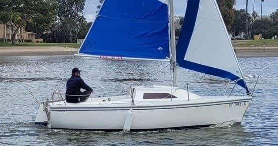 18’ Capri Sailboat