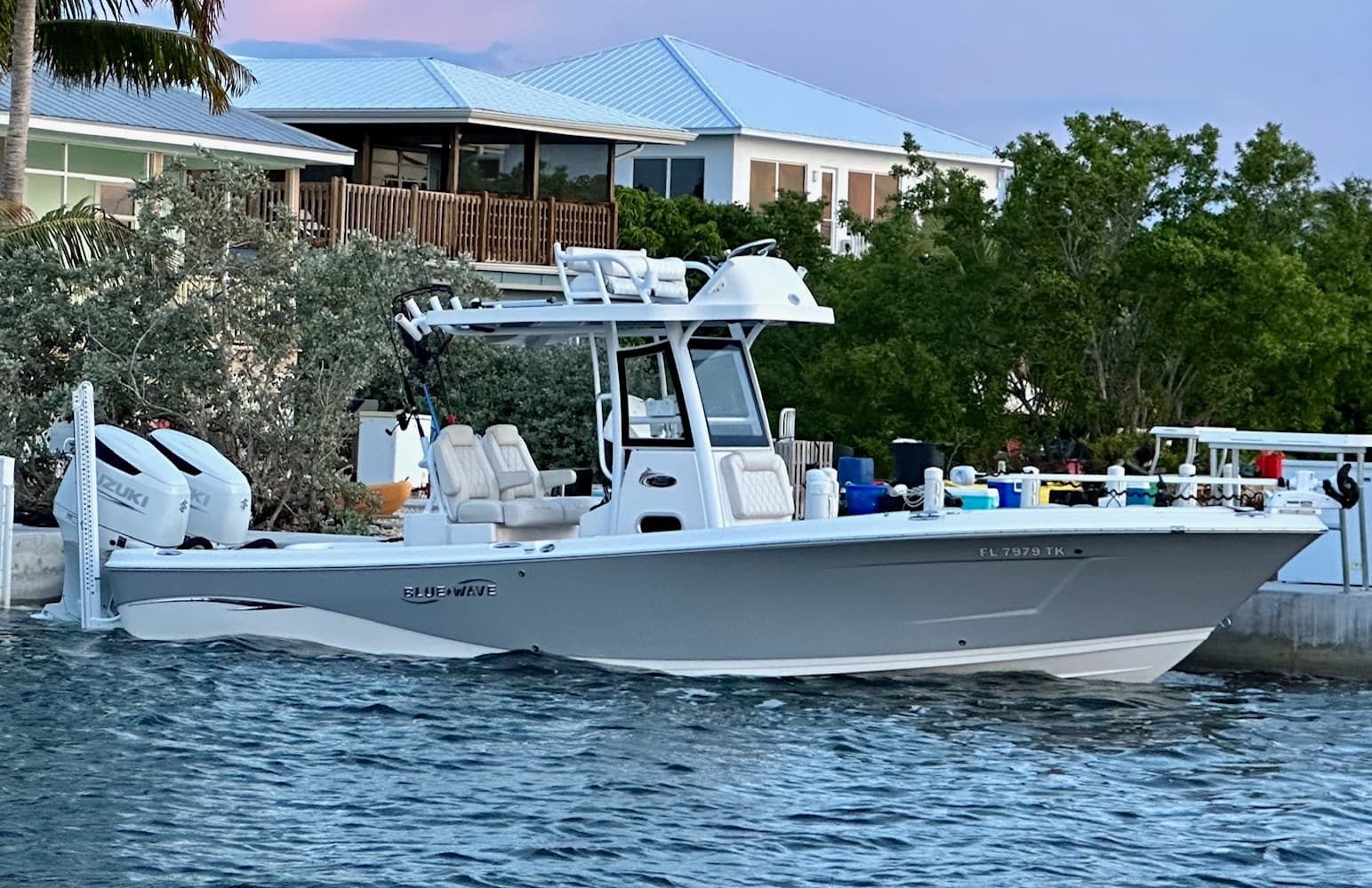 Fun in the Florida Sun! 28 foot Makaira"