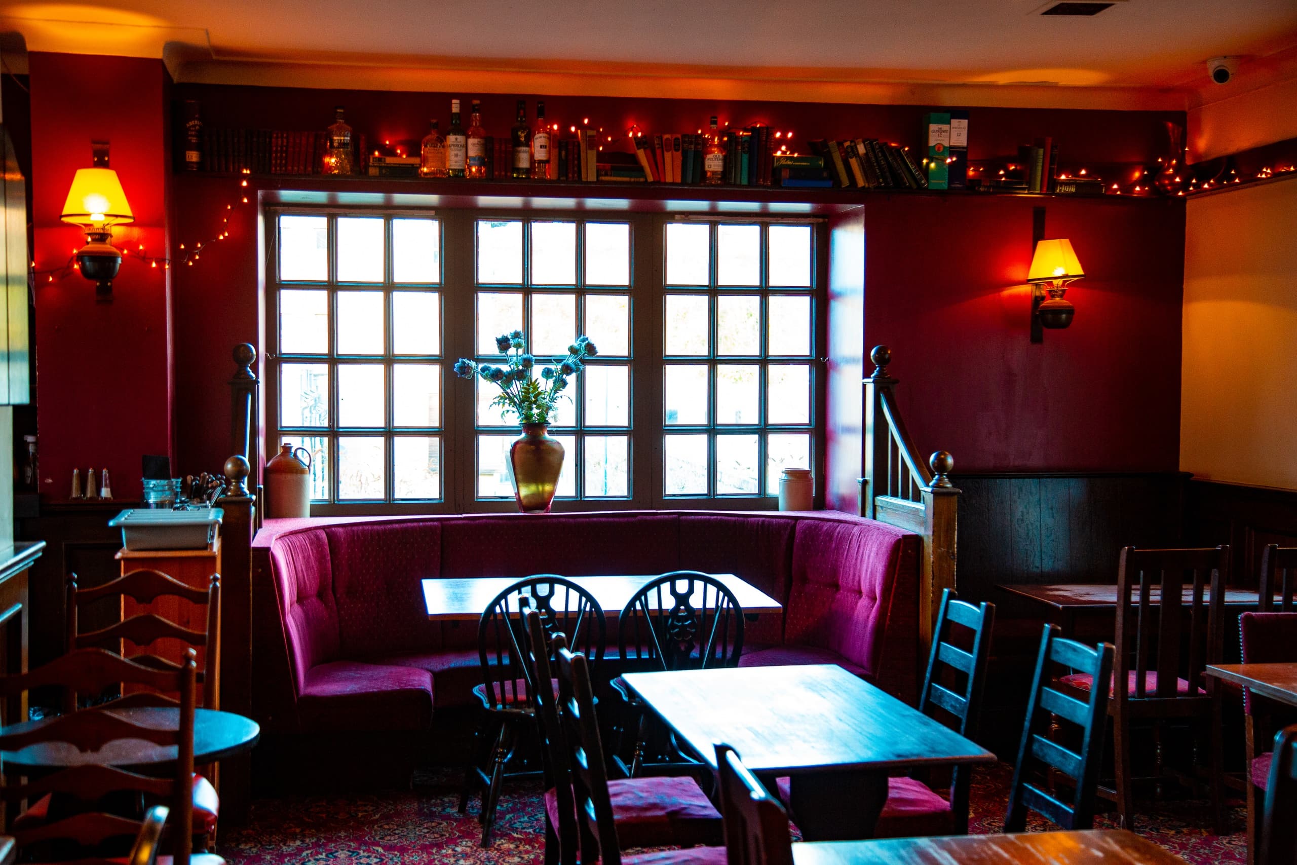 4h Delicious Food tour: learn about Edinburgh history and enjoy a full traditional meal  | English or French