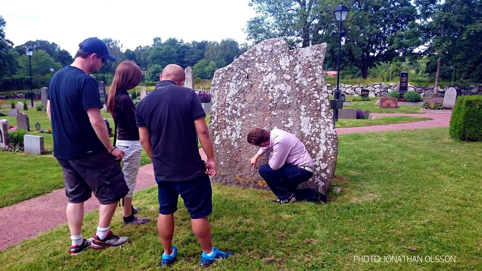 Vallentuna city walk - Witches, sorcery, dark creatures and herb magic, 1h