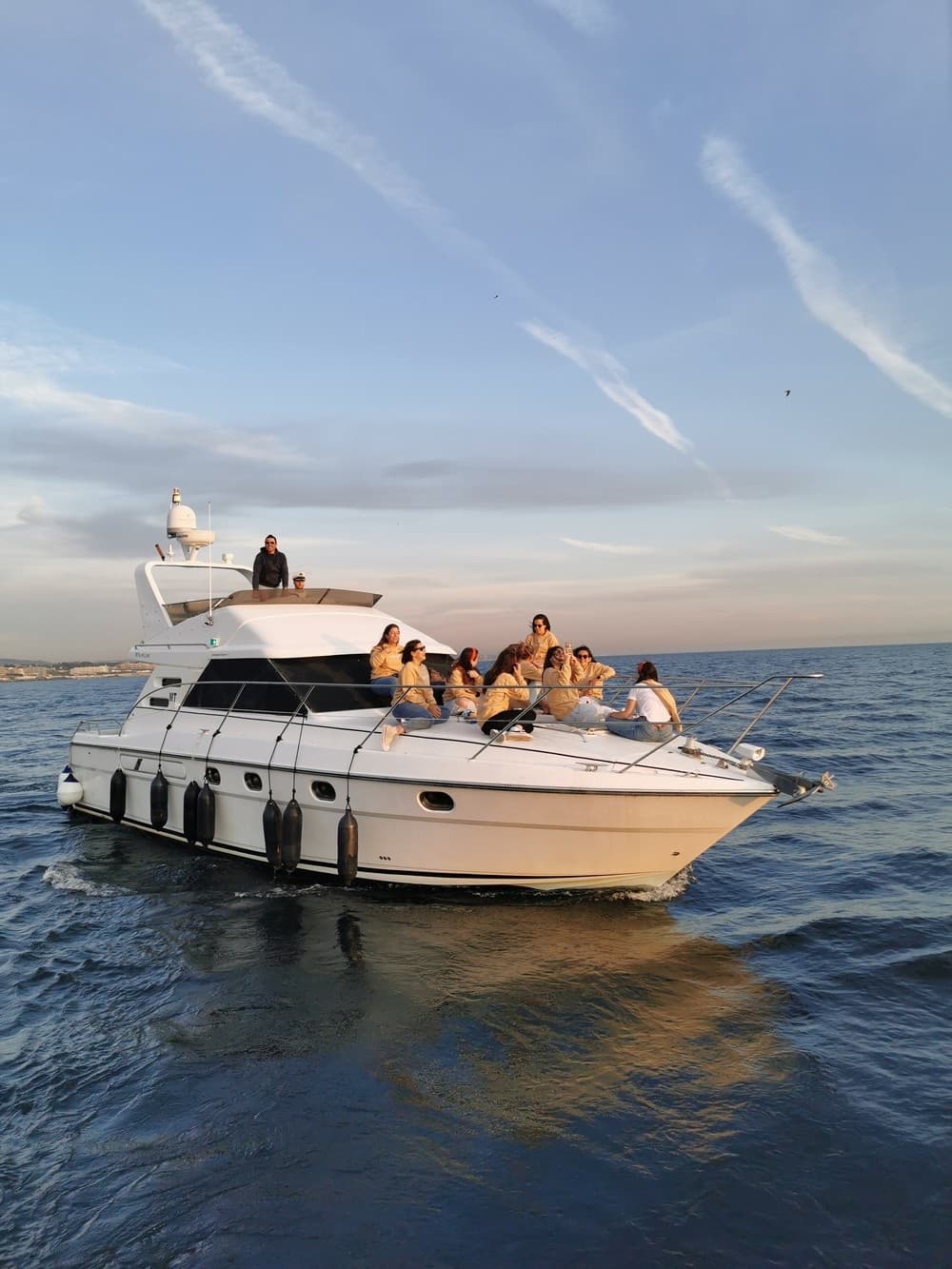 The Seven Yacht - Sunset exclusivo em iate de luxo no rio Douro