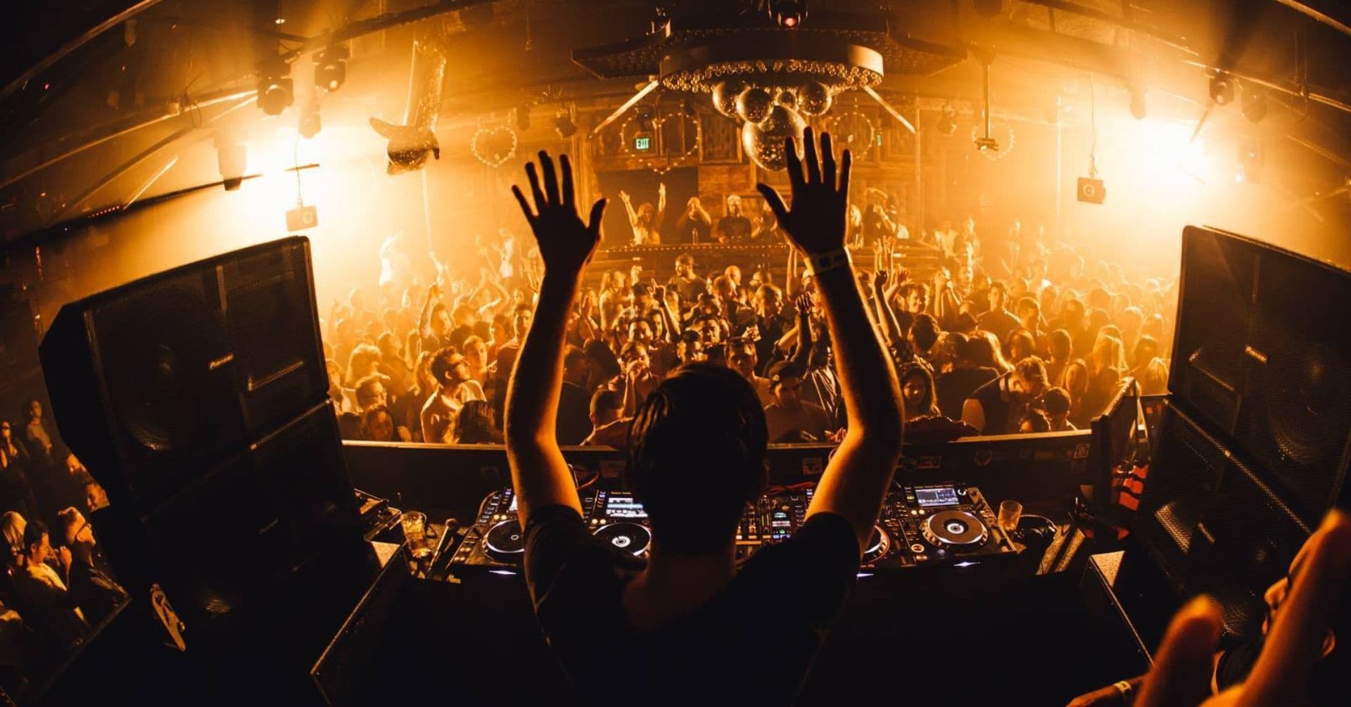 VIP Hollywood Club Crawl