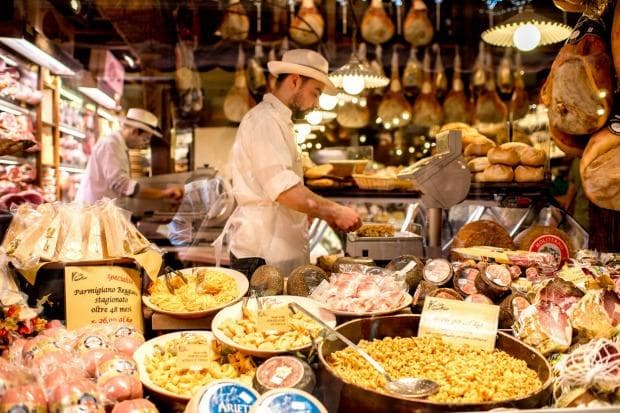 Bologna Walking Food Tour 4H